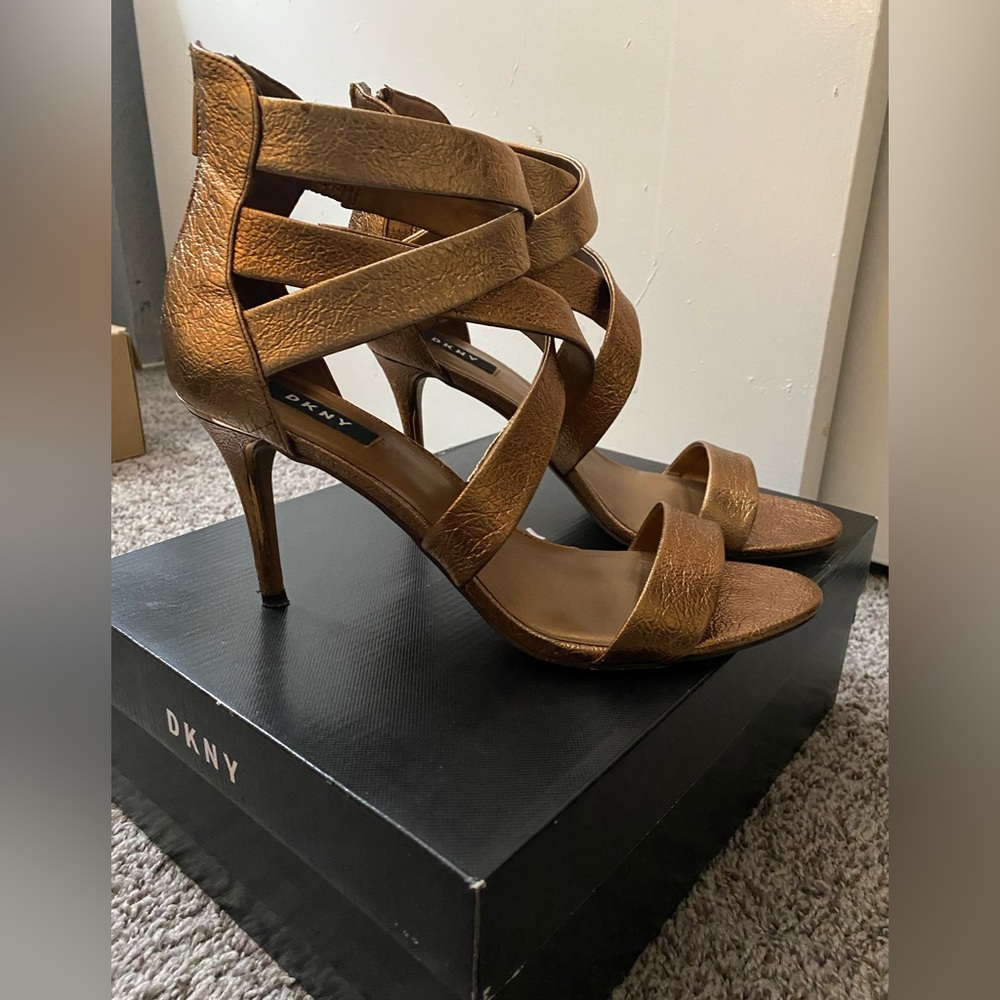 Sexy / DKNY high heel sandal